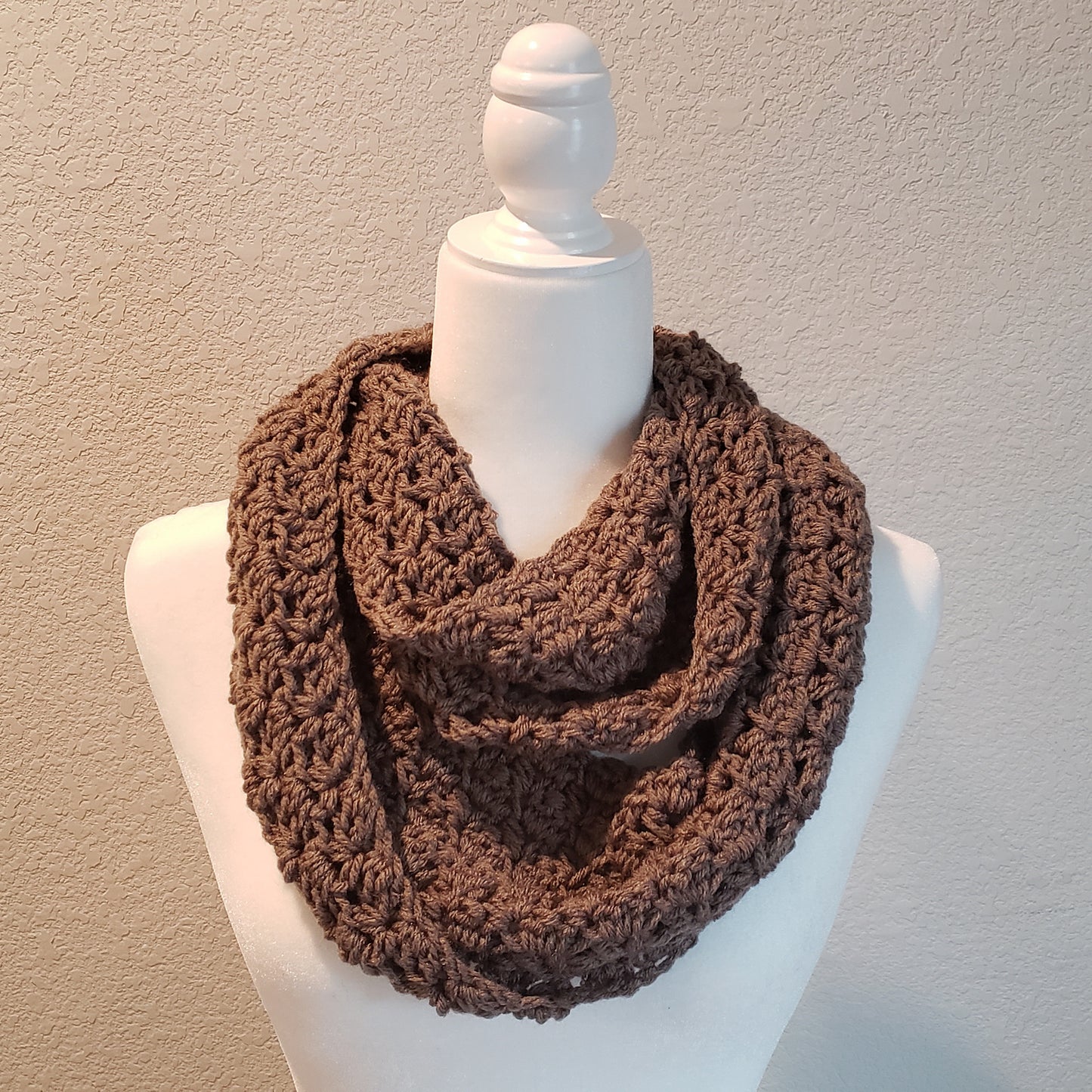 Crochet Pattern: Autumn Chill Cowl