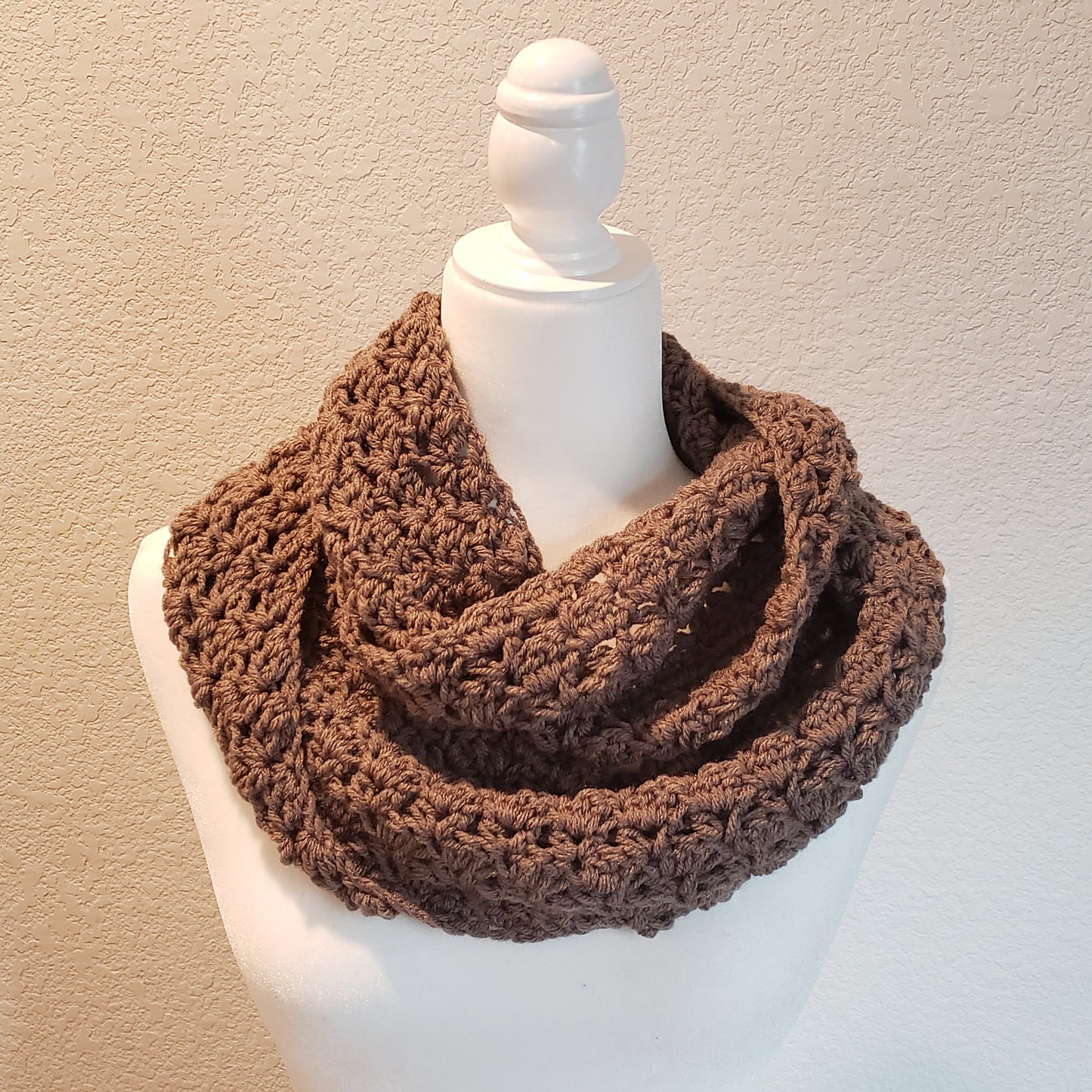 Crochet Pattern: Autumn Chill Cowl