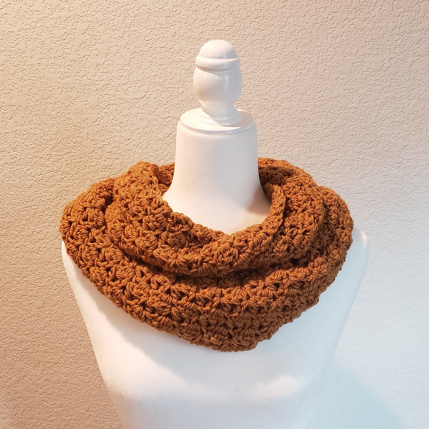 Crochet Pattern: Autumn Chill Cowl