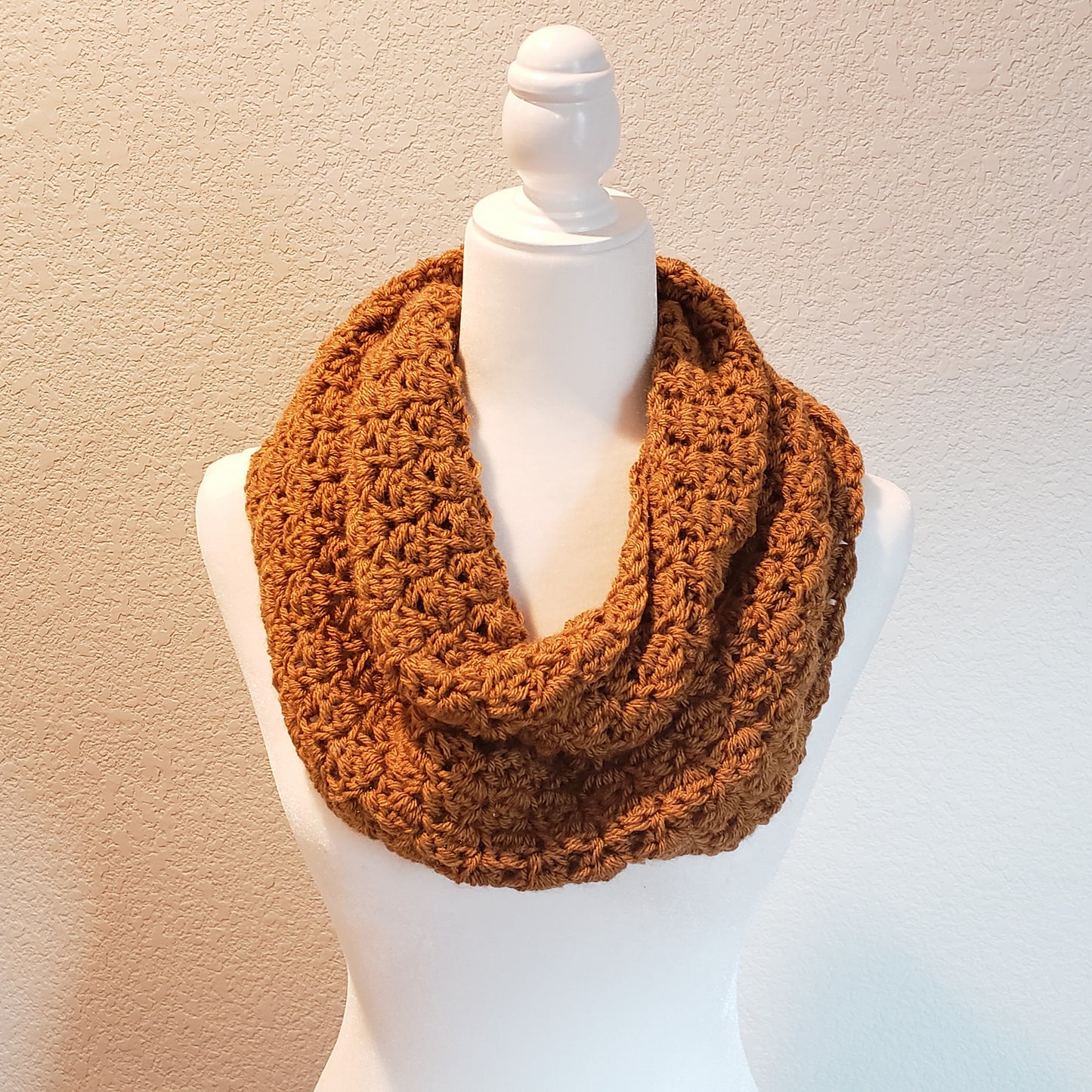 Crochet Pattern: Autumn Chill Cowl