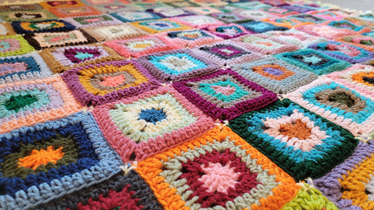 Free Crochet Pattern: Retro Paradise Afghan!