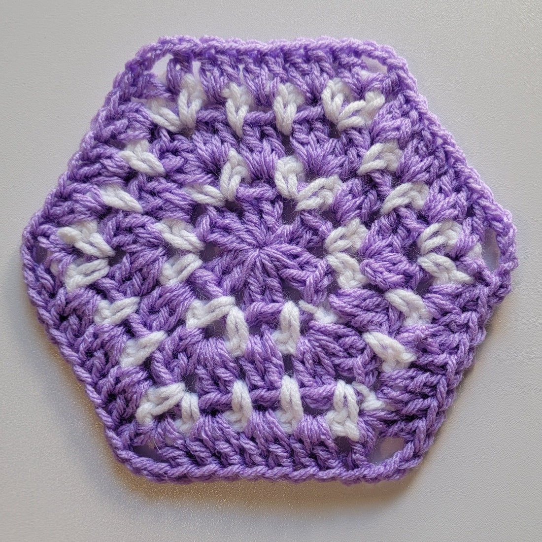 Free Crochet Pattern: Blocked Out Hexagon!