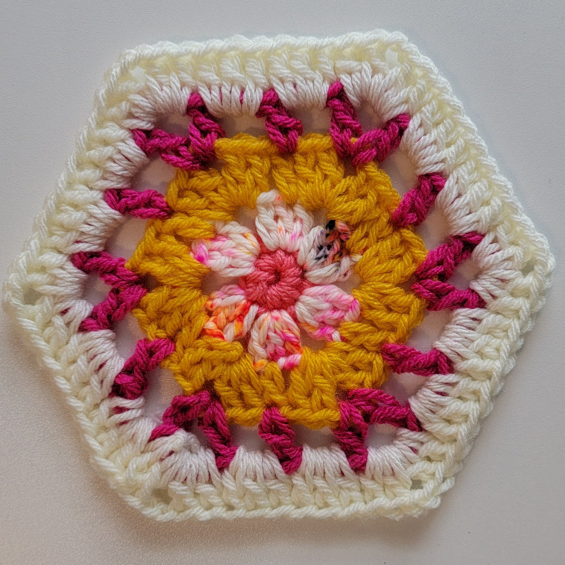 Free Crochet Pattern: Candy Floss Hexagon!
