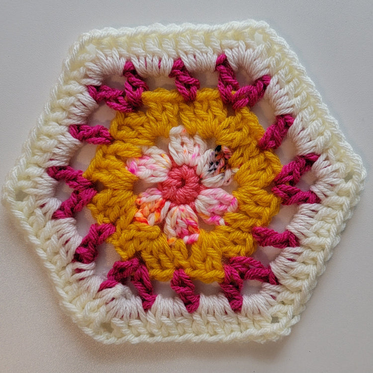 Free Crochet Pattern: Candy Floss Hexagon! – crochetmelovely