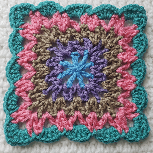 Free Crochet Pattern: Vintage Vibes Square!