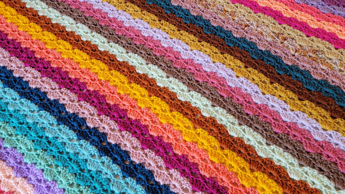 Free Crochet Pattern: Flirt Alert Afghan!