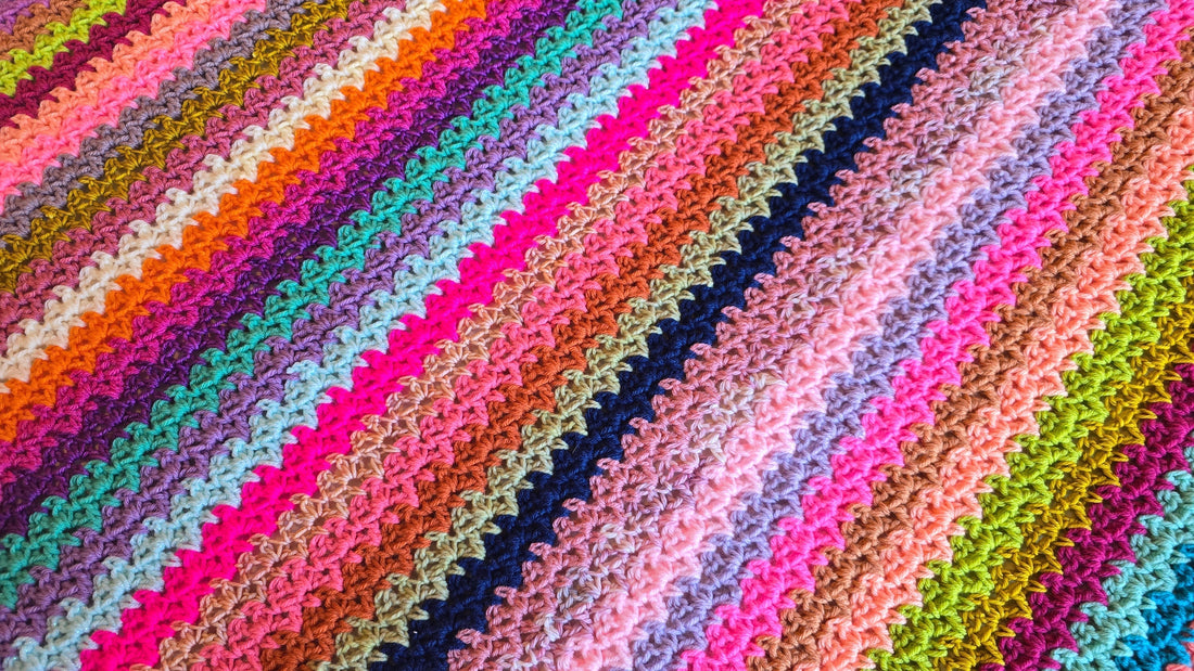 Free Crochet Pattern: Aurora Gleam Afghan!