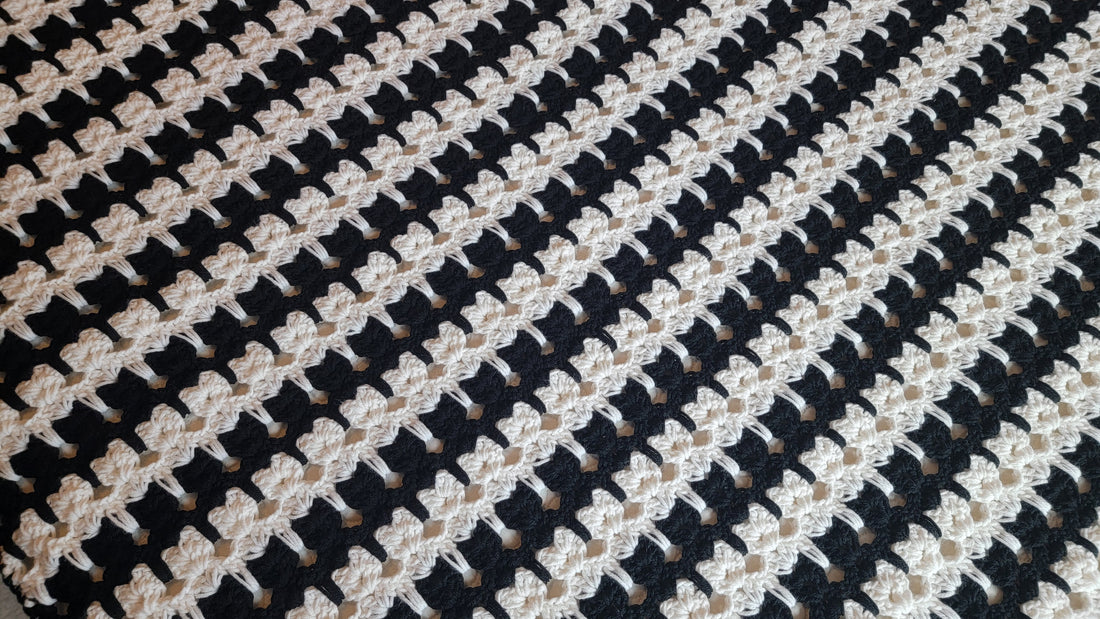 Free Crochet Pattern: Kitty Cat Afghan!