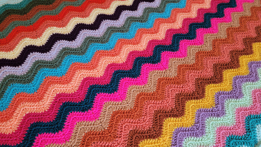 Free Crochet Pattern: Ritzy Ripple Blanket!