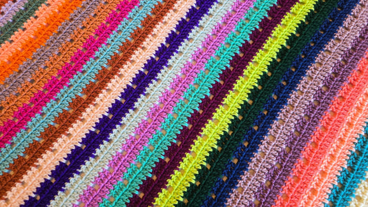 Free Crochet Pattern: Lazy Dot Blanket!