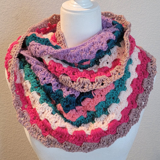 Crochet Pattern: Drama Queen Cowl